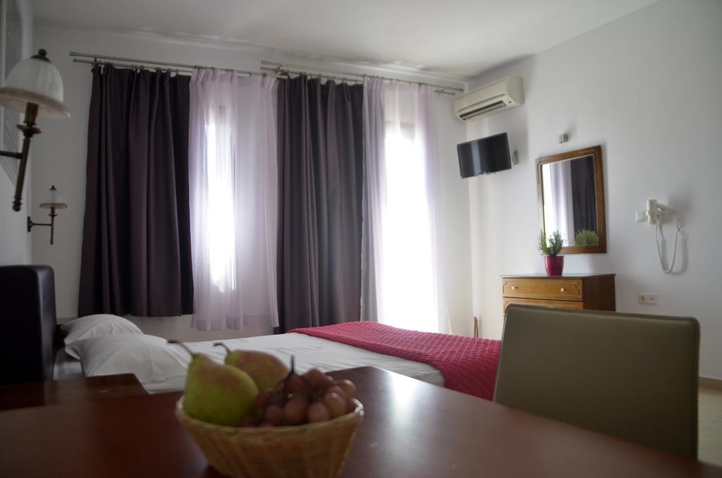 Alex Mike Daire Agia Anna  Dış mekan fotoğraf